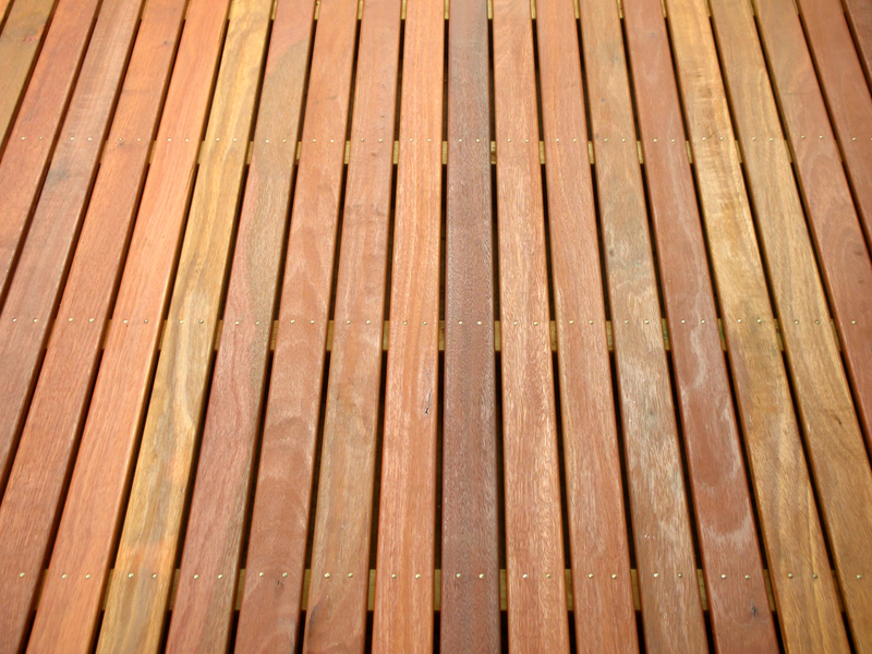 Cleaning decking